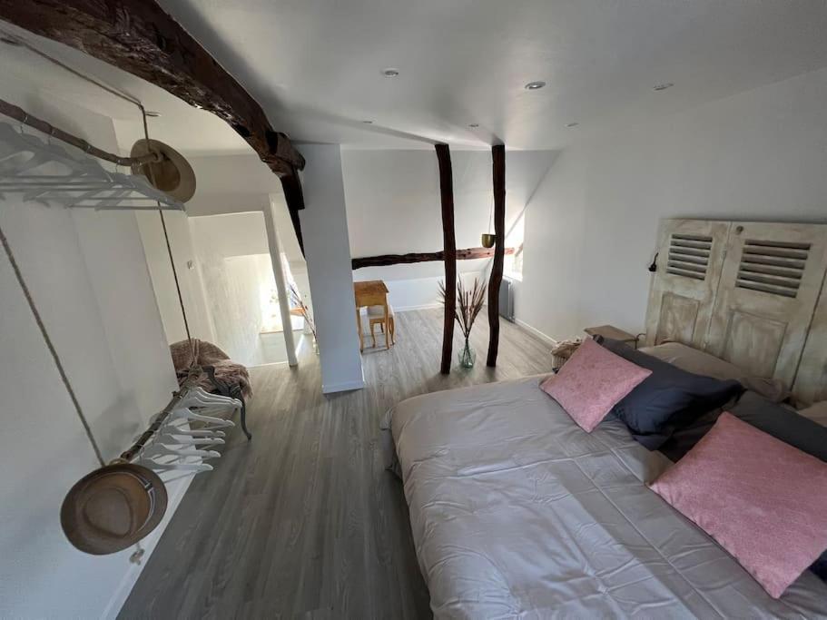 Location De Maison Au Fil De L O Holiday home *